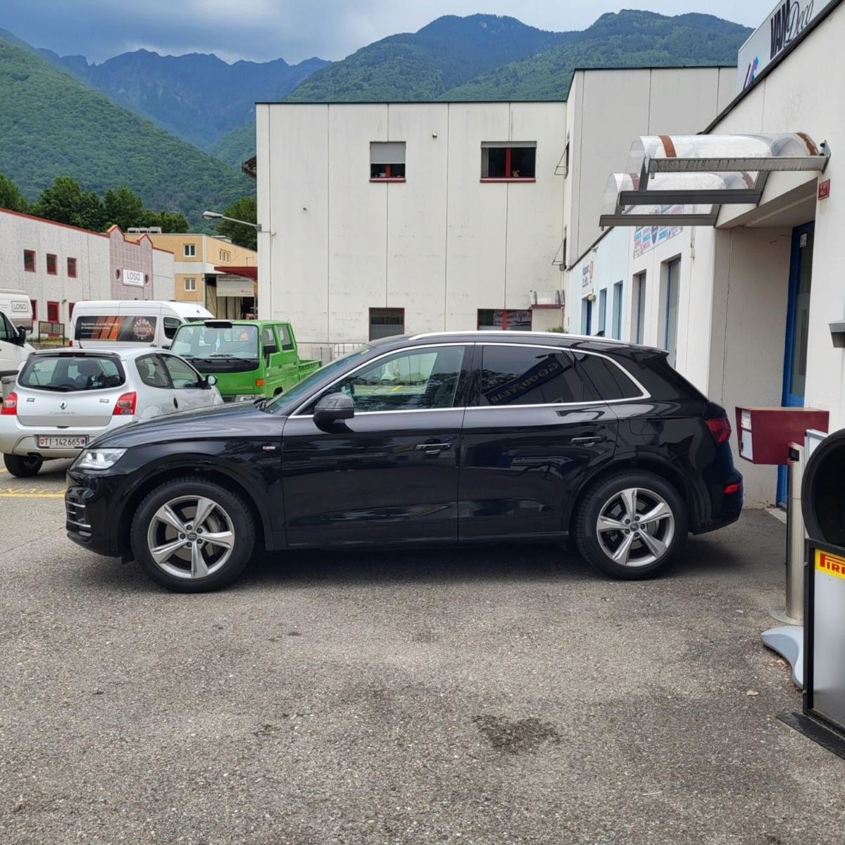 Oscuramento vetri auto in Ticino: legge e prezzi (foto 4)